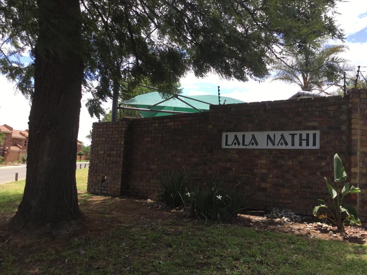 Lala Nathi Hotel Midrand Exterior foto